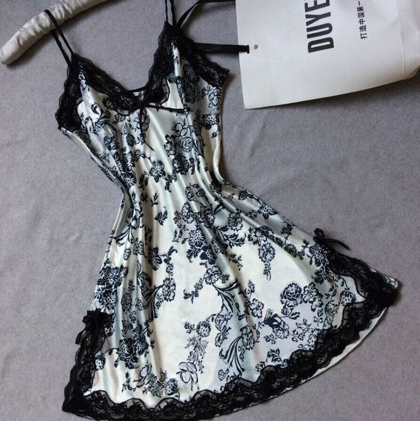 Sleeveless Nighties V-neck Nightgown